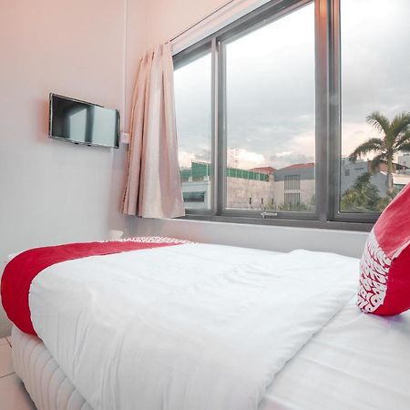 Oyo 208 G House Ξενοδοχείο Τζακάρτα Εξωτερικό φωτογραφία