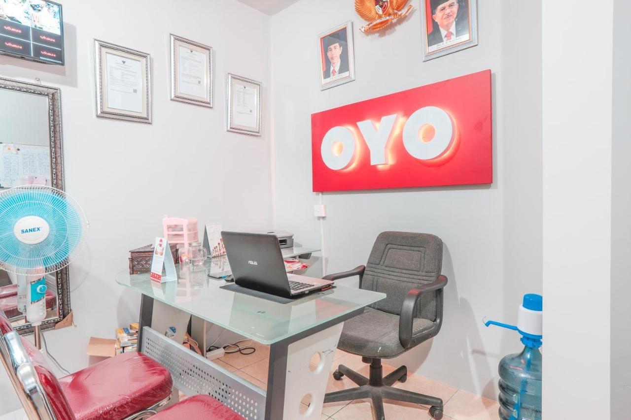 Oyo 208 G House Ξενοδοχείο Τζακάρτα Εξωτερικό φωτογραφία