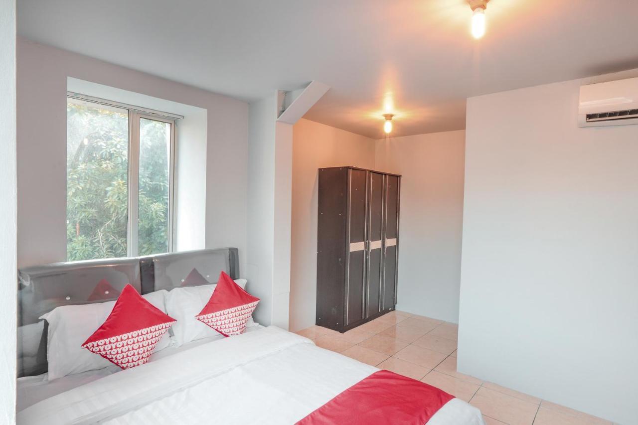Oyo 208 G House Ξενοδοχείο Τζακάρτα Εξωτερικό φωτογραφία